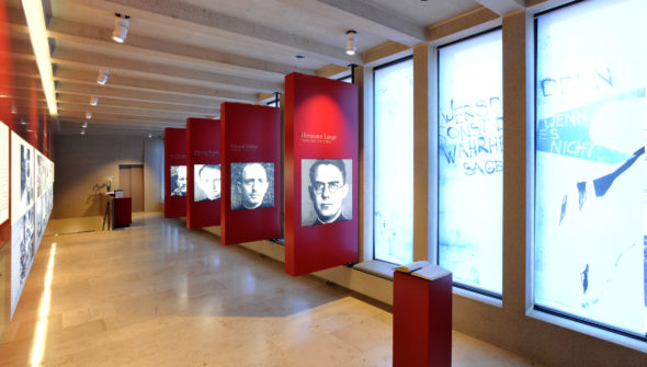 Lübecker Märtyrer, Propsteikirche Herz Jesu, Raumfoto